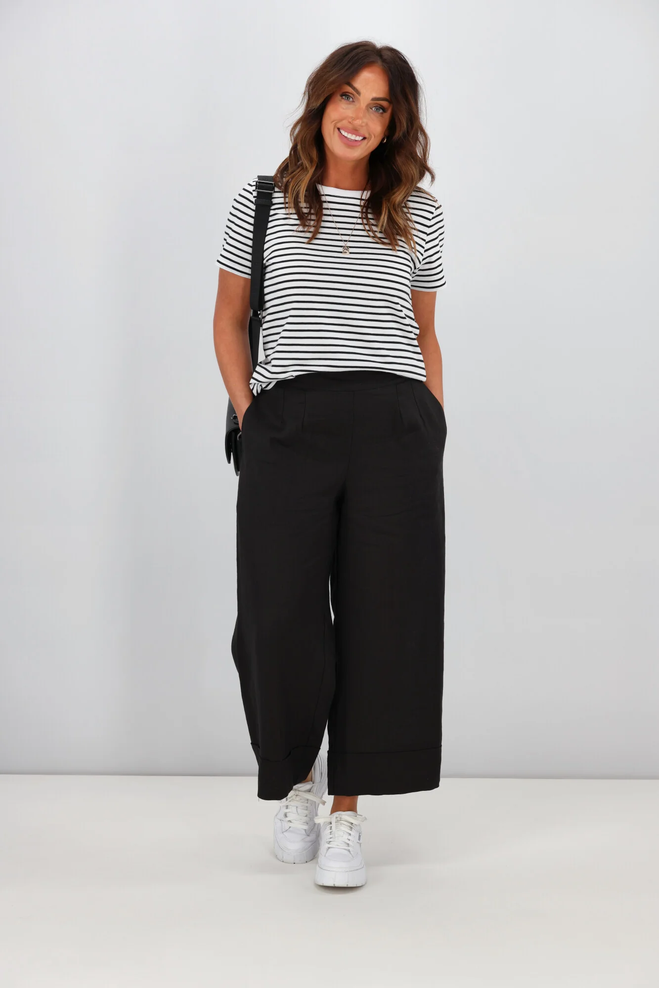 Tirelli Wide Leg Linen Pant Black - Image 3