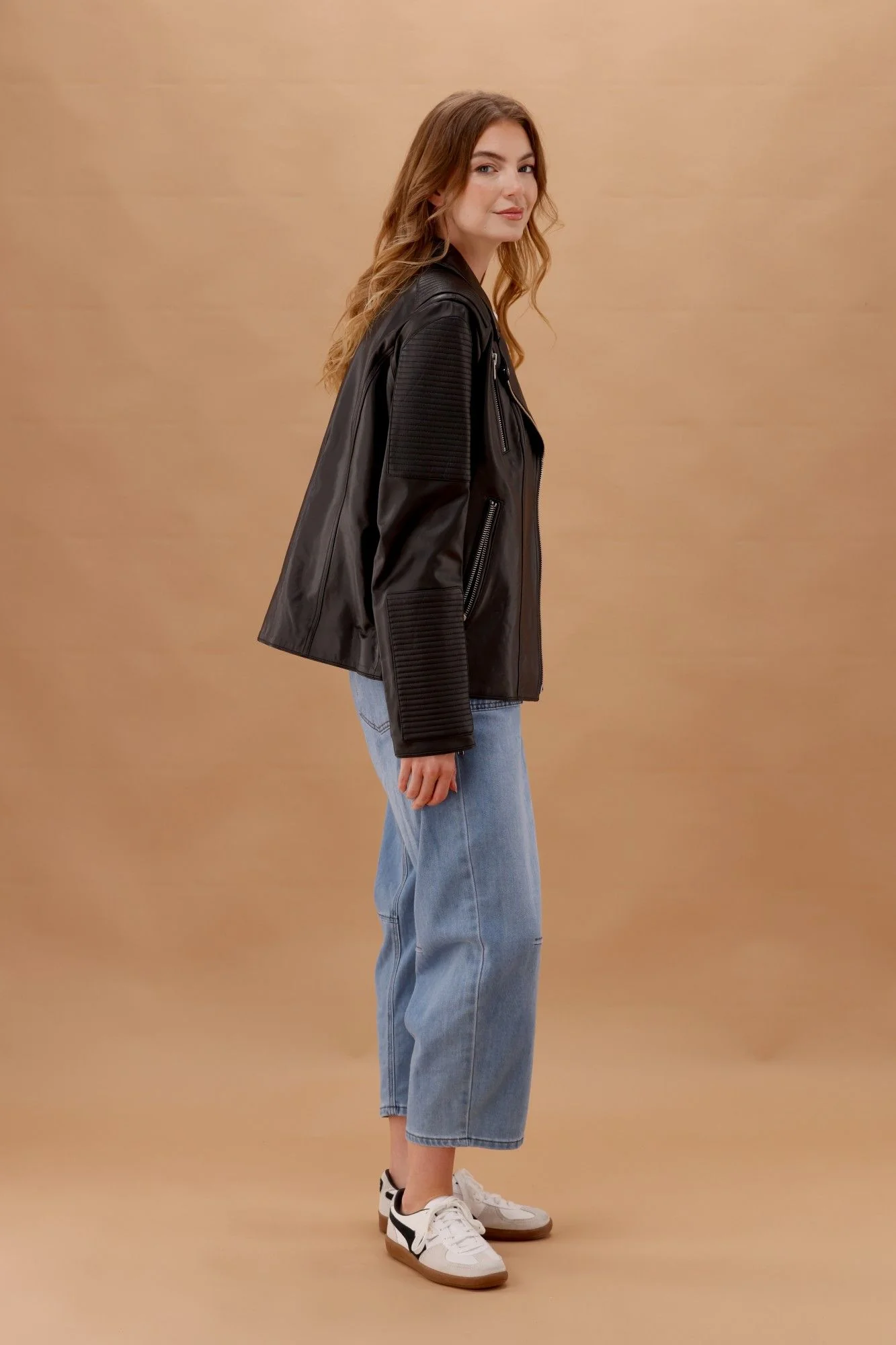 Wakee Barrel Jean Light Blue - Image 9